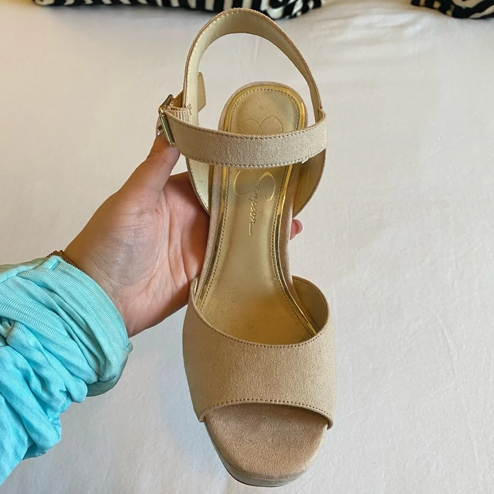 Jessica Simpson brand new